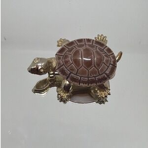Vintage Turtle Brown Shell Goldtone Brooch Pin
